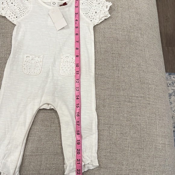 NWT 7 For All Mankind White Boho Crochet Burnout Baby Onesie- 6 to 9 months - Picture 12 of 12
